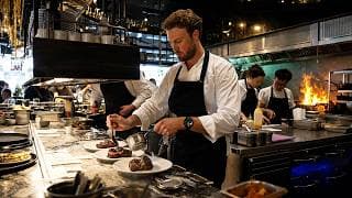 Chefs Working in London's Busiest Restaurant LIVE