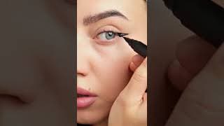 Флоссеры для стрелок тоже супер 🥢 #makeup #makeuptutorial
