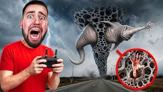 J'AI TROUVÉ UNE TORNADE TRYPOPHOBIE QUI ASPIRE HAND SEA MONSTER vraie vie !! 😨