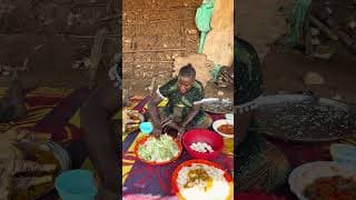 African Mum Makes the Tastiest Chicken Biryani Feast! 🤤🍗🔥 #Biryani #AfricanFood #VillageCooking
