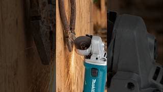 A brilliant idea from the welder! Transforming an old pair of pliers into a million-dollar