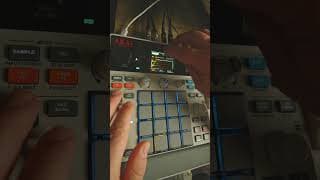 Getting the most out of the effects. Parallel reverb #akaimpcsample #mpcsample #sampledbeats #lofi