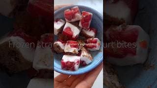 Frozen strawberry yoghurt bites #recipe #easynutrition #summer